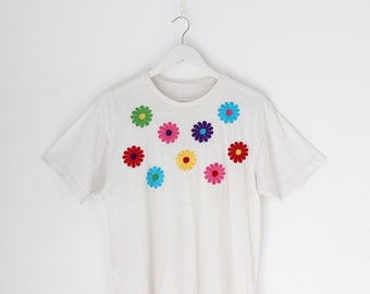 80s Rainbow Cartoon Flower Floral Embroidered Short Sleeve Vintage Cotton Tee / T Shirt