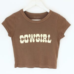 Y2K 'Cowgirl' Super Cropped Stretch Baumwoll-T-Shirt