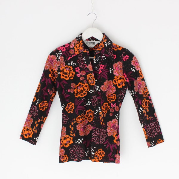 Groovy 70s Floral Felt Fitted Vintage Collared Top