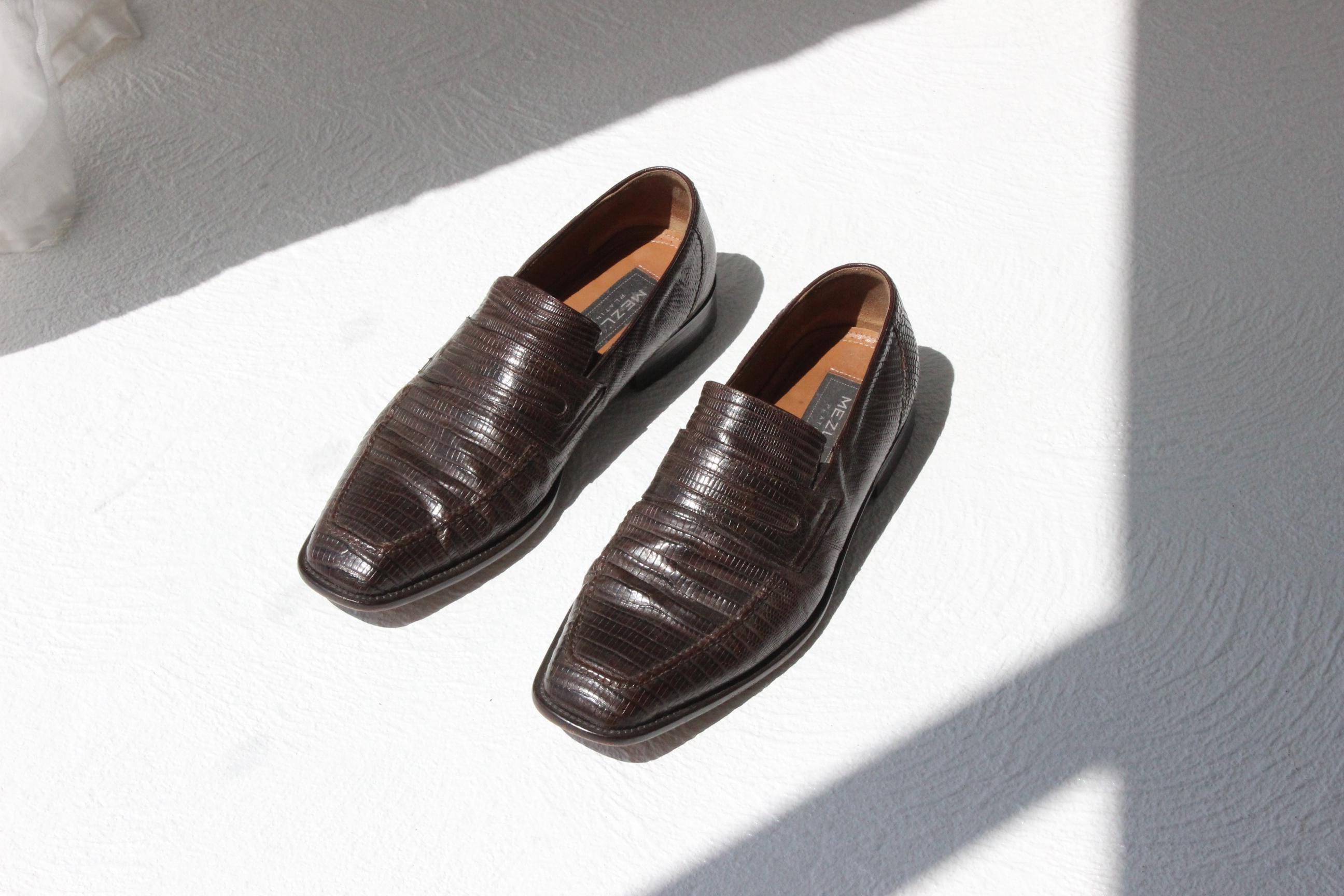 MEZLAN lizard skin brown slip-of loafers Mezlan Valletta Loafer Slip On Brown Leather Lizard Skin  main image 2