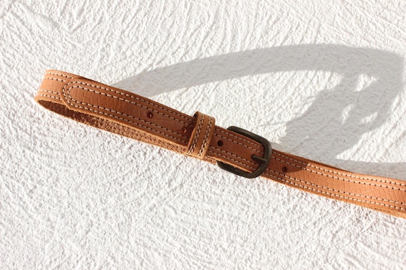 90s Vintage Caramel Genuine Leather Belt W/ Contrast  display picture 1