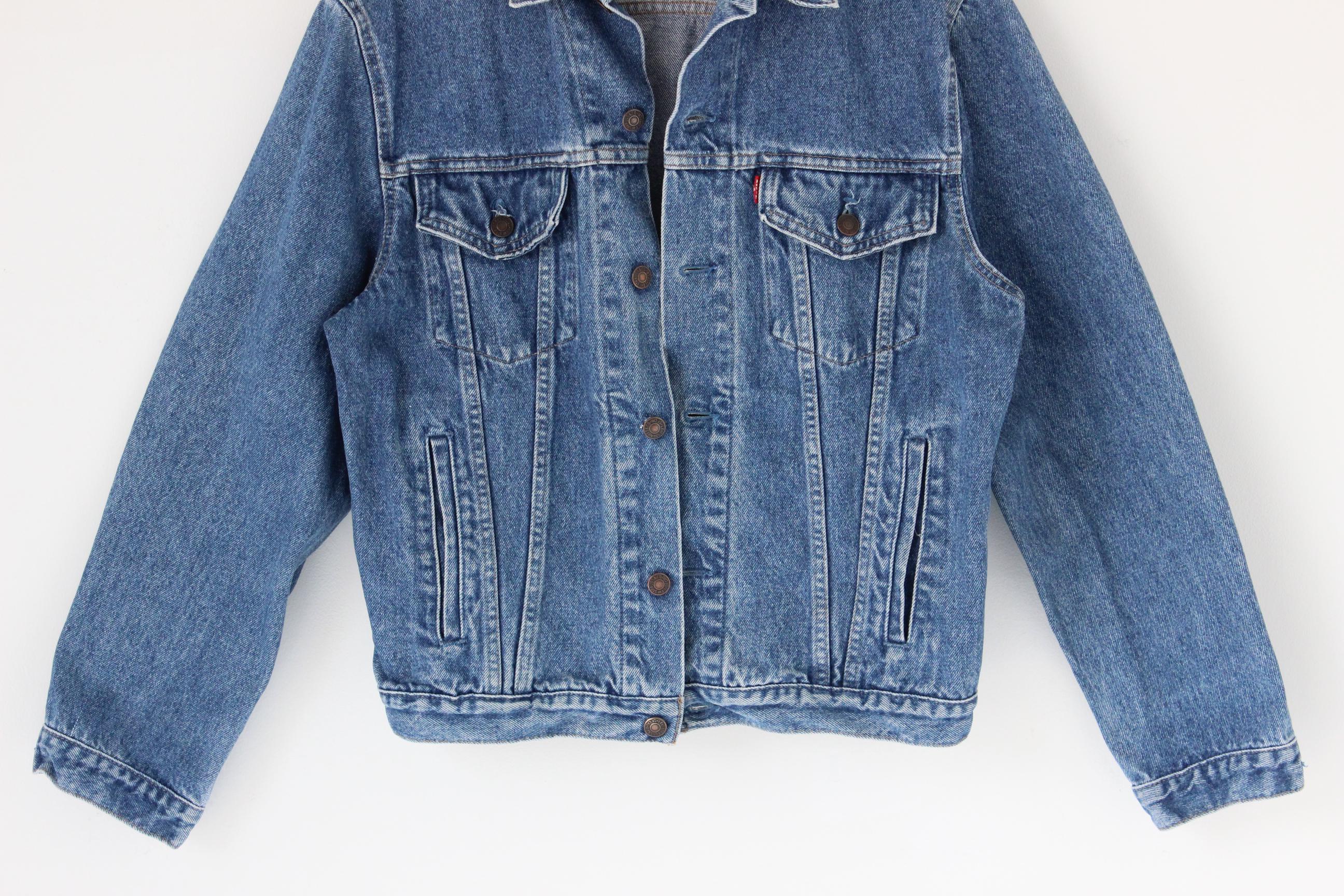 80s LEVIS Red Tab Medium Blue Stonewash Classic Vintage Trucker
