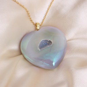 Aura Quartz Geode Necklace Gold, Unique Iridescent Heart Crystal Jewelry Boho, Gift For Her, M7-138