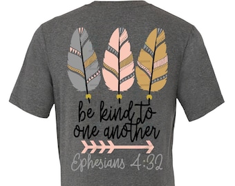Bądźcie dla siebie mili Pliki SVG, DXF, EPS, png dla maszyn tnących Cameo lub Cricut -scripture svg - scripture sublimation - feather svg