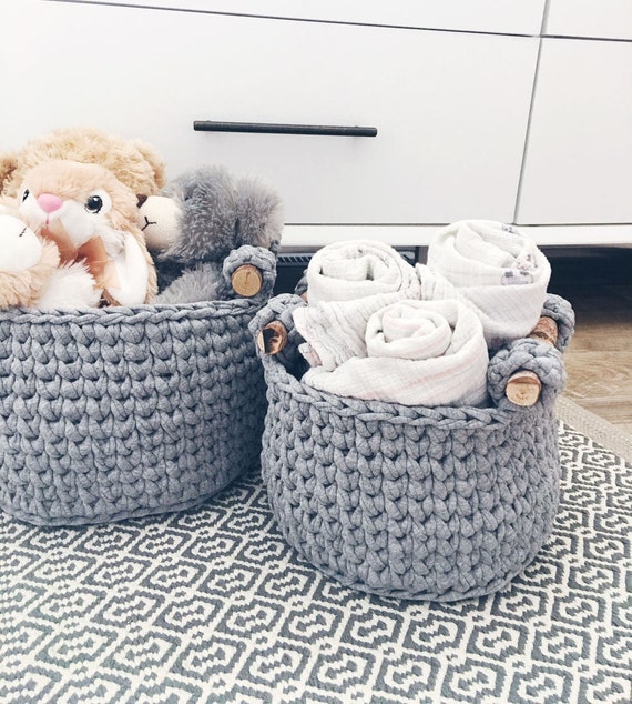 crochet basket pattern / crochet storage basket / home decor crochet patterns / basket pattern crochet / crochet basket with handles / diy