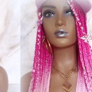 Chapéu com tranças box braids em degradê rosa choque e rosa claro, chapéu de ginástica, boné de beisebol, chapéu para cabelo trançado, chapéu para quimioterapia, alopecia, conscientização sobre o câncer de mama.