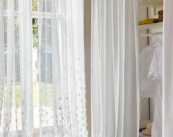 Fabric design! DANCING DAISY decorative voile fabric with embroidered flowers, 3 meters high, Gardisette, 2 colors