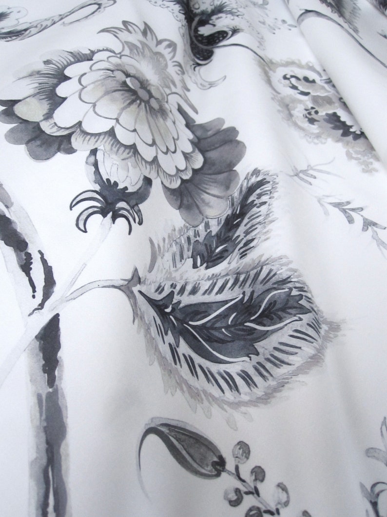 Outlet/% Meterware Floresca Cotton White Ranken Grey fabric tissu Flowers curtain ri\u0175JAB