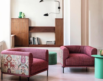 STUNNING BEAUTY* Upholstery fabric, woven jacquard tapestry with lions, sold by the meter by Chivasso, 4 colors