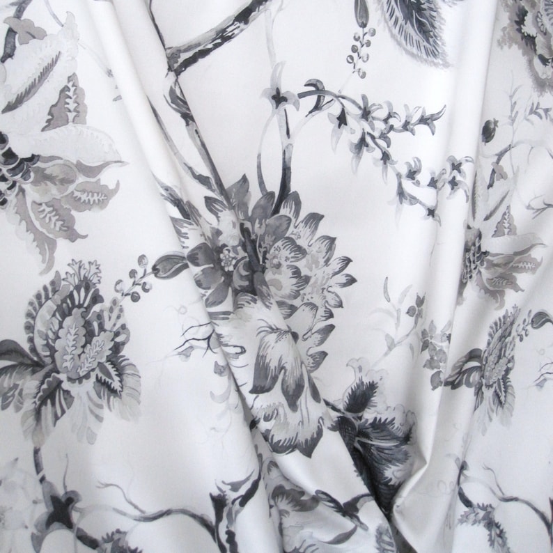 Outlet/% Meterware Floresca Cotton White Ranken Grey fabric tissu Flowers curtain ri\u0175JAB