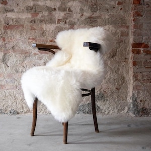 extravagant, cuddly, sheep fur Texel lambskin*Lambskin/ peau d&#39;agneau 3 colors