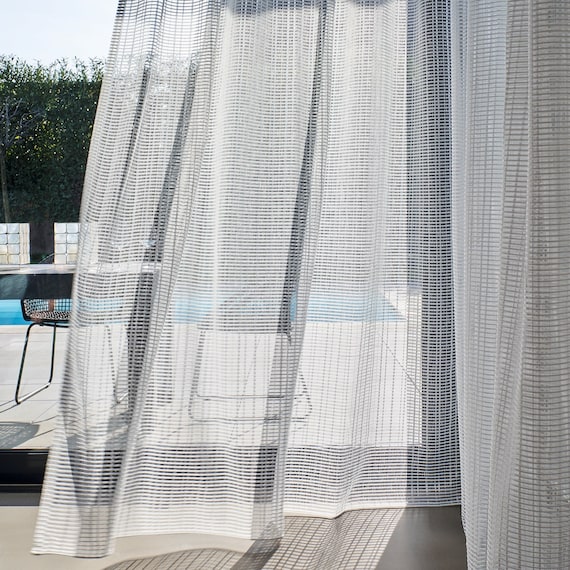 Fine best sale mesh fabric
