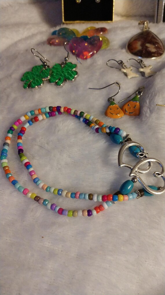 Holiday Jewelry Bundle | Cat Ring, Butterfly Earr… - image 2