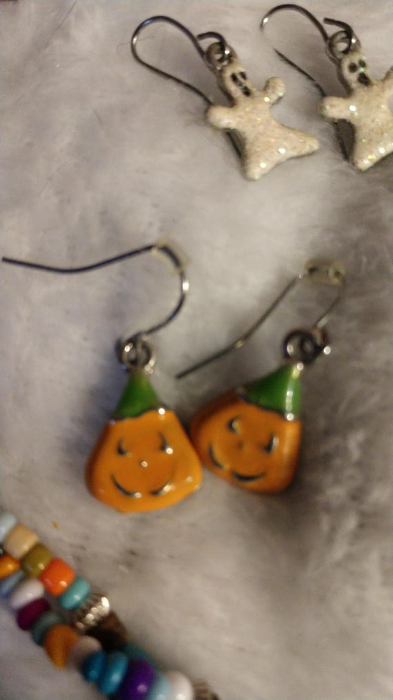 Holiday Jewelry Bundle | Cat Ring, Butterfly Earr… - image 14