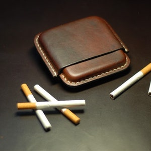 Leather Handmade Cigarette Case, Creative Portable Cigarette Hard Box, Protective Sleeve Case Detachable 20 Sticks Tobacco Holder