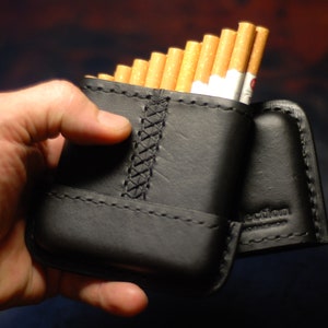 Personalized Leather Cigarette Pack Holder, Leather cigarette case 20 cigarettes Leather accessories men Smoking accessories Gift for smoker