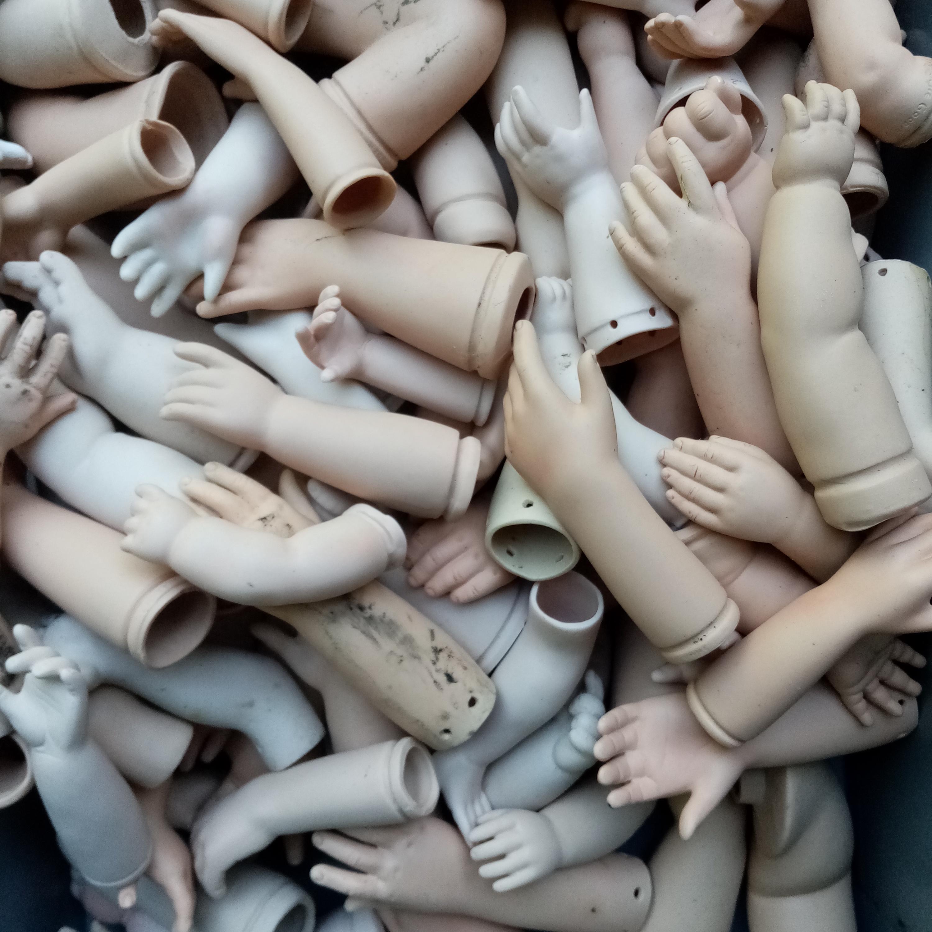 Doll parts, 1KG lot Vintage Artist porcelain doll parts, Arms mixed parts, Art doll, Artists supply, Jewellery maker
