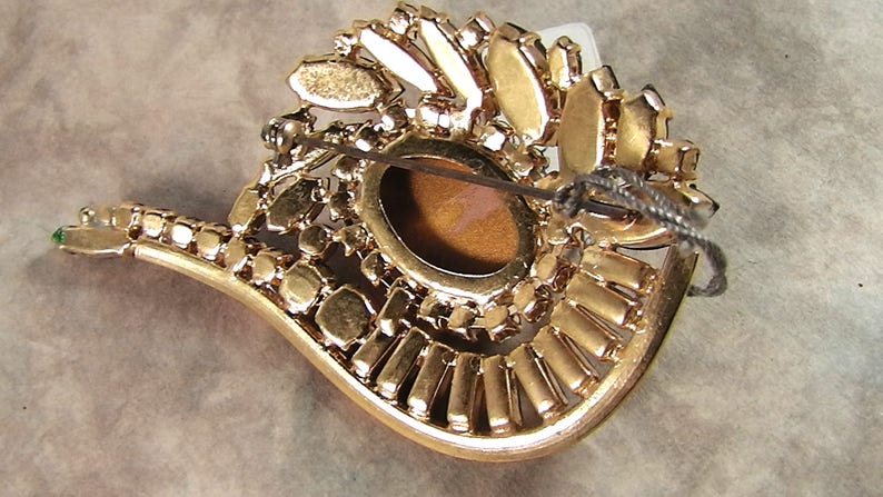 Vintage Purple brooch Luxury LaFemme brooch Designer Brooch LaFemme retro design brooch Purple
