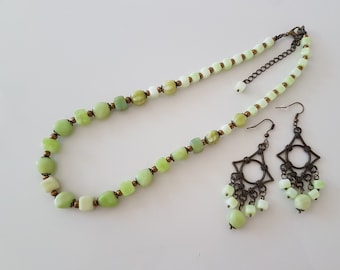 Collier Vert Clair, Boucles D’oreilles Vertes, Collier Et Boucles D’oreilles, Collier Vert, Ensemble Des Bijoux, Cadeau Unique Pour Elle