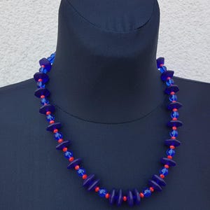 Collier, Collier Des Perles De Différentes Tailles en Verre, Collier Bleu, Collier Bleu Rouge, Collier Bleu Transparent, Cadeau Pour Elle, Cadeau Pour Femme