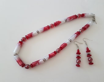 Red White Necklace And Earrings, Jewelry Set, Red Necklace, Red Jewelry, Gift Set, Gift for Mom, Gift for Sister, Handmade Gift