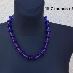 Collier, Collier Des Perles De Différentes Tailles en Verre, Collier Bleu, Collier Bleu Rouge, Collier Bleu Transparent, Cadeau Pour Elle, Cadeau Pour Femme