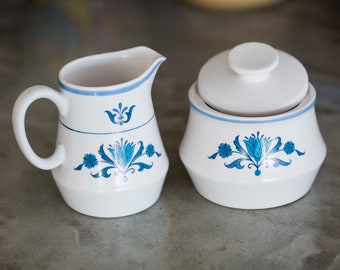 Weiß blau Keramik Milchmilch Zuckerdose Krug Floral Küche klassische Frühstück Kaffee Gewürz untertasse Ahornsirup servieren Geschirr