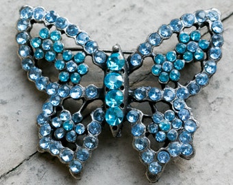 Vintage Butterfly Brooch Pin Blue Crystals Metal Rhinestones Detail Large Sparkling blue crystals Bride Flower Girls Bridesmaid Mother gift