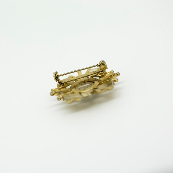 Antique Brooch | Gold Toned Royal Fleur de Lis an… - image 2
