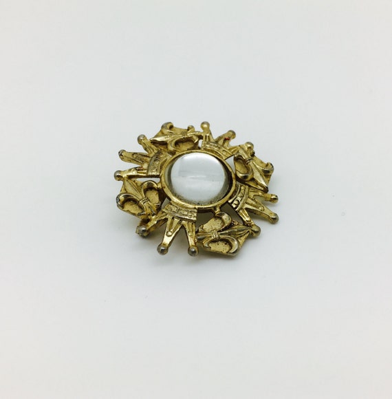 Antique Brooch | Gold Toned Royal Fleur de Lis an… - image 1