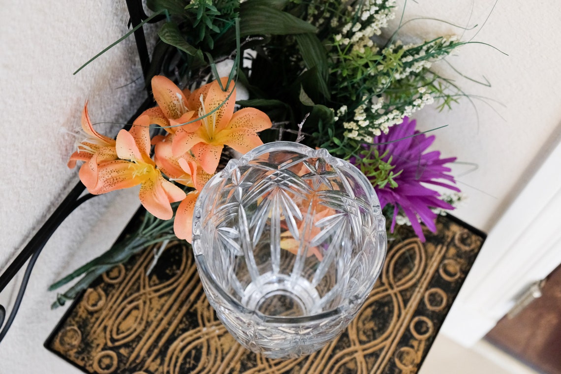 Large Crystal Flower Vase Vintage Fan Cut Wedding Centerpiece Etsy