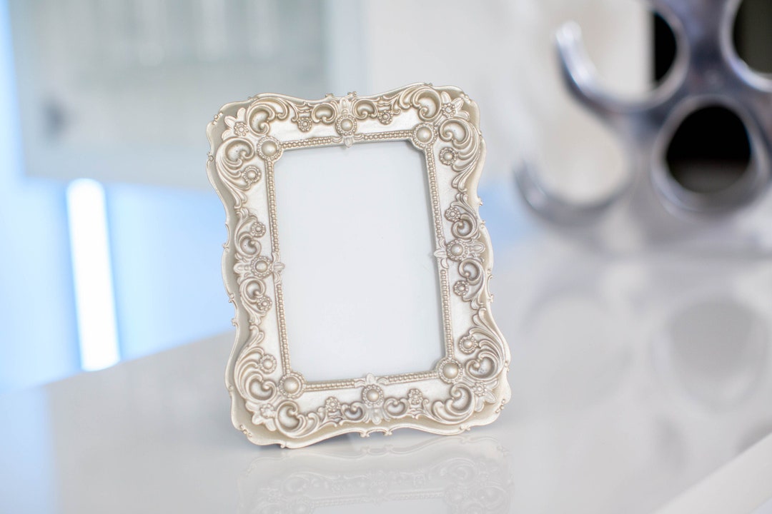 Silver-Plated Wedding Photo Frame with Name Etching main image 1