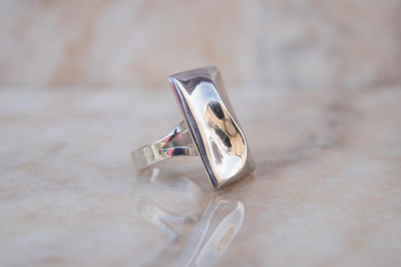 Large Sterling Ring Rectangular Geometric Wave Gy… - image 8