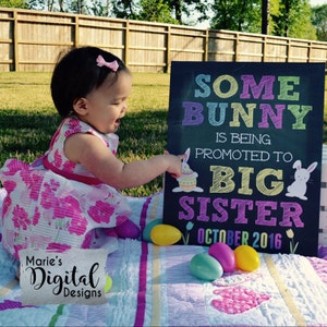 Druckbare Schwangerschaft Baby Ankündigung einige Hase wird zu großen Schwester gefördert / Ostern / Foto Prop Poster Karte Zeichen Tafel JPEG-Datei