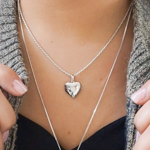 Sterling Silver Heart Photo Locket Necklace: Keepsake Memorial Jewelry