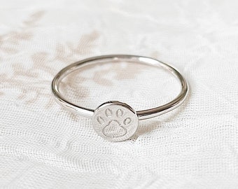 Sterling Silver Paw Ring - Tiny Paw Ring, 925 Silver Paw Ring, Dainty Silver Cat Ring, Silver Dog Ring, Paw Print Ring, Silver Pet Ring