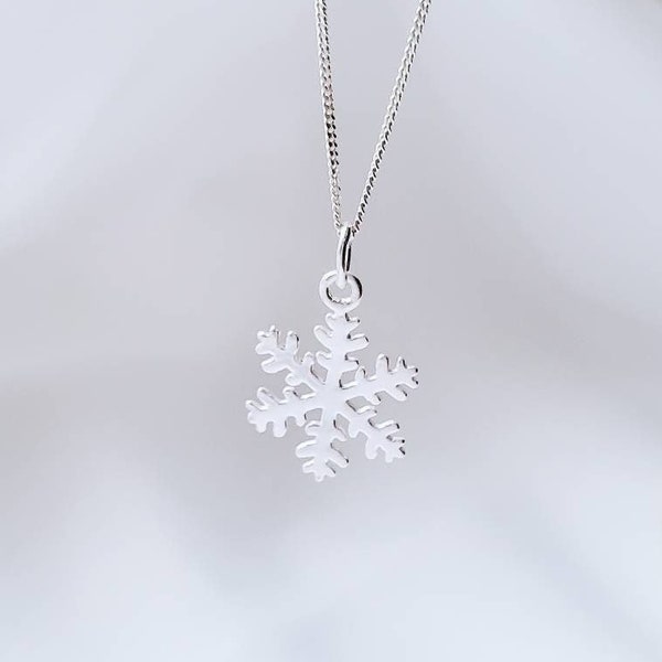 Sterling Silver Dainty Snowflake Necklace | 925 Sterling Silver | Small Snowflake | Christmas Necklace | Snowflake Pendant | Wholesale