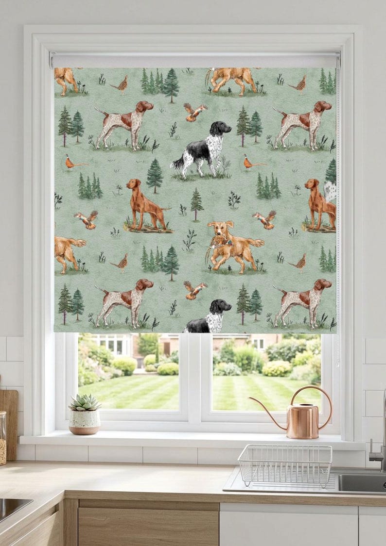 Hunting Dogs Patterns Hunting Dogs Seamless Pattern | Hand Painted Vizsla, GSP, Golden ...