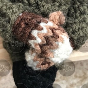 Modello per bambola all'uncinetto Bernie's Mittens PDF Download istantaneo immagine 5