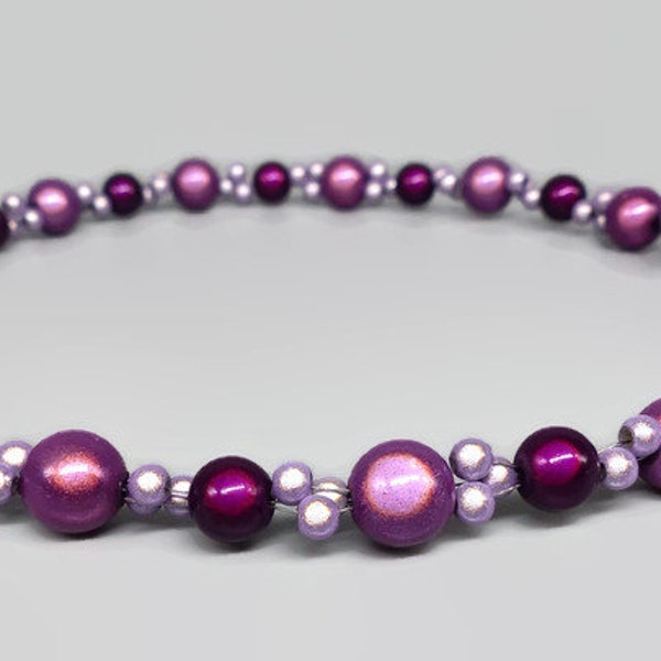 Collier de perles violettes, collier de perles miracles brillants en violet foncé, mauve et lilas, fermoir magnétique, idée cadeau violette élégante pour femme