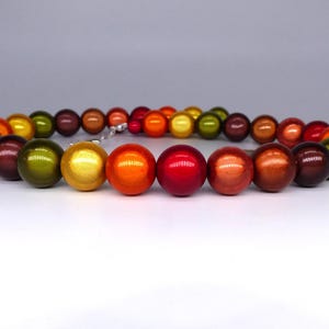 Collier de perles aux couleurs de l'automne : tour de cou réfléchissant aux couleurs changeantes avec boucles d'oreilles et bracelet en option