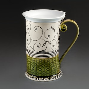 Handgemachter Becher, Keramikbecher, Teebecher, Keramik und Töpferei, Becher, Einweihungsgeschenk, Keramik, Grüner Becher, Kaffeebecher, Einzigartiger Becher, Geburtstagsgeschenk