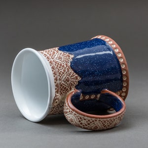 Mug en céramique, Mug à café, Mug à thé, Céramique et poterie, Mug bohème, Mug unique, Mug fait main, Cadeau de pendaison de crémaillère, Mug en poterie, Mug bleu image 5