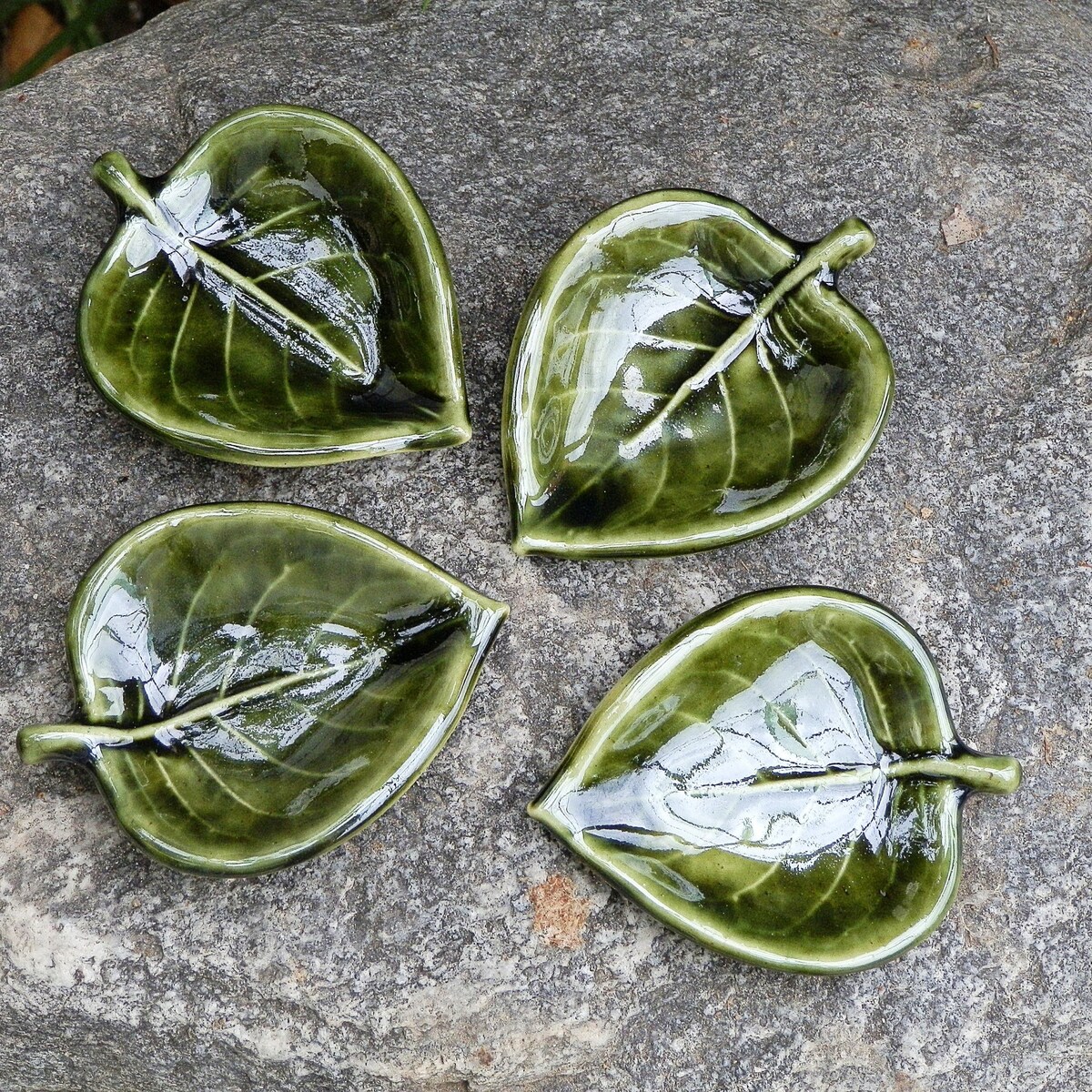 Set of Four Small Ceramic Leaf Dish, Bathroom Decor, Green Dish,ring Dish, Tea Bag Holder, Ceramic Leaf, Earrings Holder, Spoon Rest, Leaf - Etsy