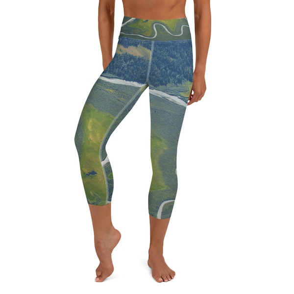 River Snakes High Waisted Capri Leggings