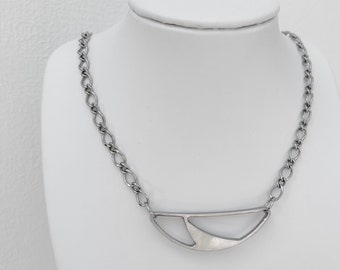 Crescent Wind necklace stainless steel with toggle