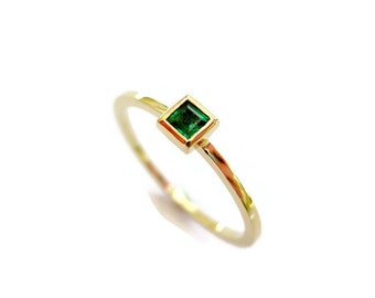 Emerald Gold Ring, Thin Gold Ring, Square Stone Ring, Stacking Ring, Dainty Gold Ring, Green Gemstone Ring, Bezel, Emerald Jewelry