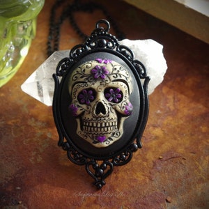 Gothic Sugar Skull Dia De Los Muertos Day of the Dead Hand Made Cameo Necklace