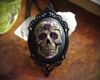 Gothic Sugar Skull Dia De Los Muertos Day of the Dead Hand Made Cameo Necklace