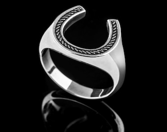 925 Sterling Silver Horseshoe Ring: Decorated Western Rope Frame, Lucky Charm Statement Piece